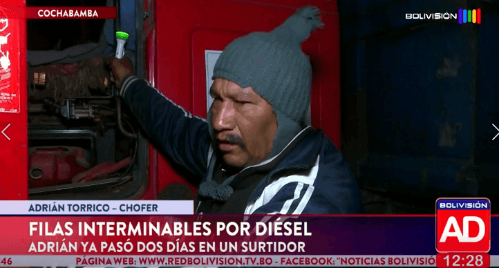 Fotografía de Filas interminables por diésel en Cochabamba