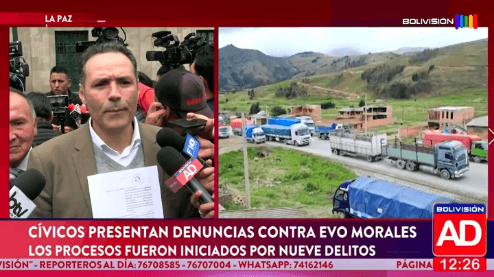 Fotografía de  Cívicos presentaron denuncia penal contra Evo, Argollo y Salazar por nueve presuntos delitos