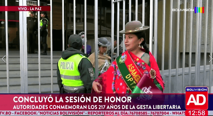 Fotografía de Concluyó la sesión de honor por los 217 años de la gesta libertaria de La Paz