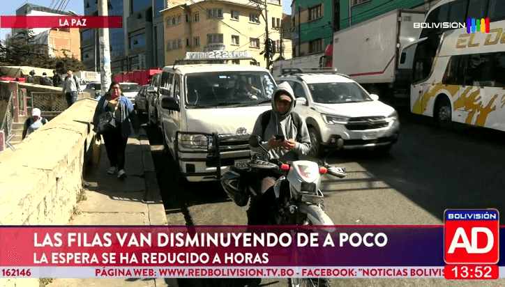 Fotografía de Las filas comienzan a disminuir en La Paz