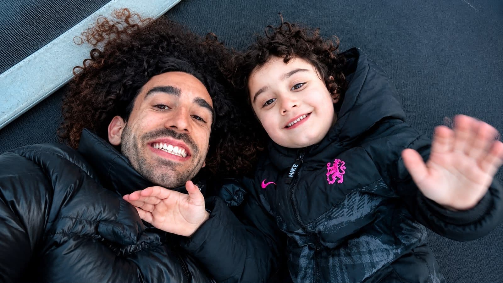 Fotografía de Marc Cucurella conmueve al revelar por qué nunca se corta el cabello: “Ojalá no tuviera ni un céntimo, con tal de que mi hijo estuviera sano”