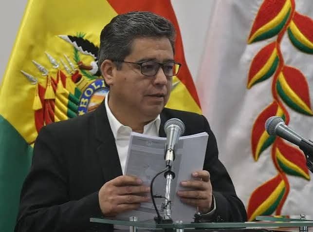 Gálvez afirma que elección de Mariaca se gestó con supuestos sobornos a asambleístas