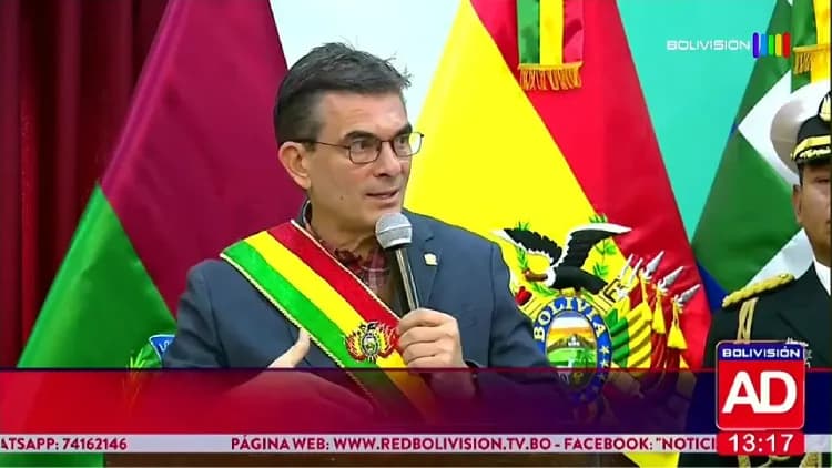 Rodrigo Paz felicita a El Alto