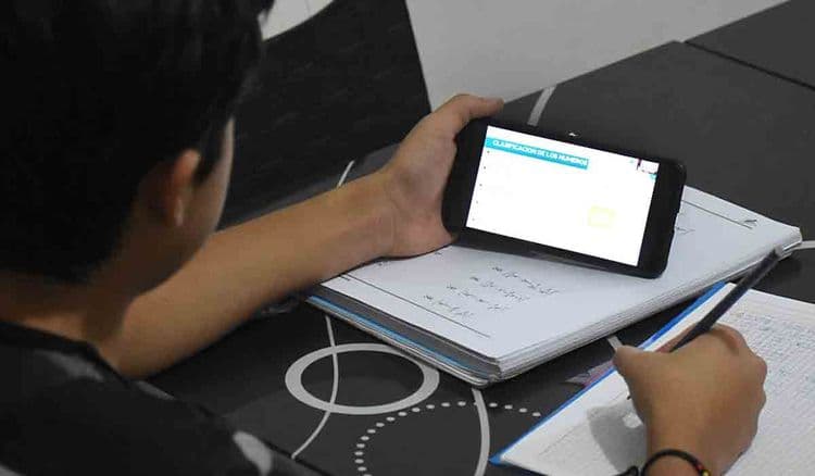 Clases a distancia por el paro de transporte en la capital cruceña, ¿Qué pasará en los demás distritos?