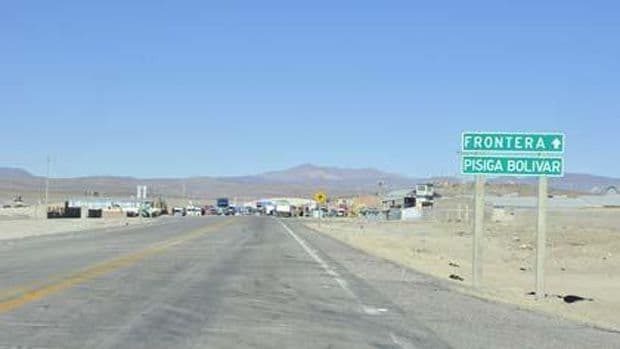 Fotografía de Chile restringe el paso del transporte pesado en la frontera con Bolivia: esperan hasta tres días para cruzar