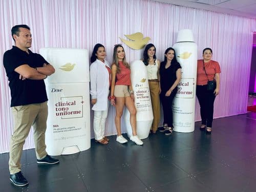 Dove presentó su nueva línea Clinical + Tono Uniforme en Santa Cruz