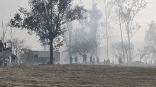 El incendio continúa activo en el barrio Los Chapacos de Tarija; bomberos trabajan para sofocar las llamas