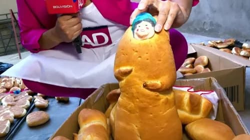 En El Alto, las familias se preparan para Todos Santos entre masas, hornos y tradición
