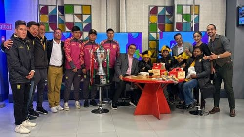 El Tigre cumple el sueño de una familia hincha y beca a un joven talento de los Yungas