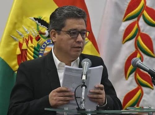 Gálvez afirma que elección de Mariaca se gestó con supuestos sobornos a asambleístas