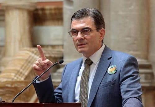 Paz anunció un nuevo paso con YPFB para reactivar la producción de combustibles