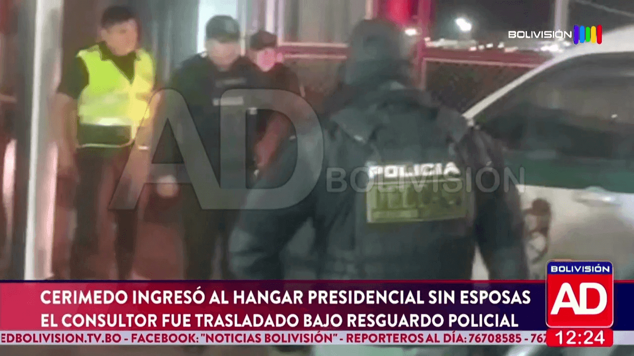 Fotografía de Cerimedo salió enmanillado del hangar presidencial