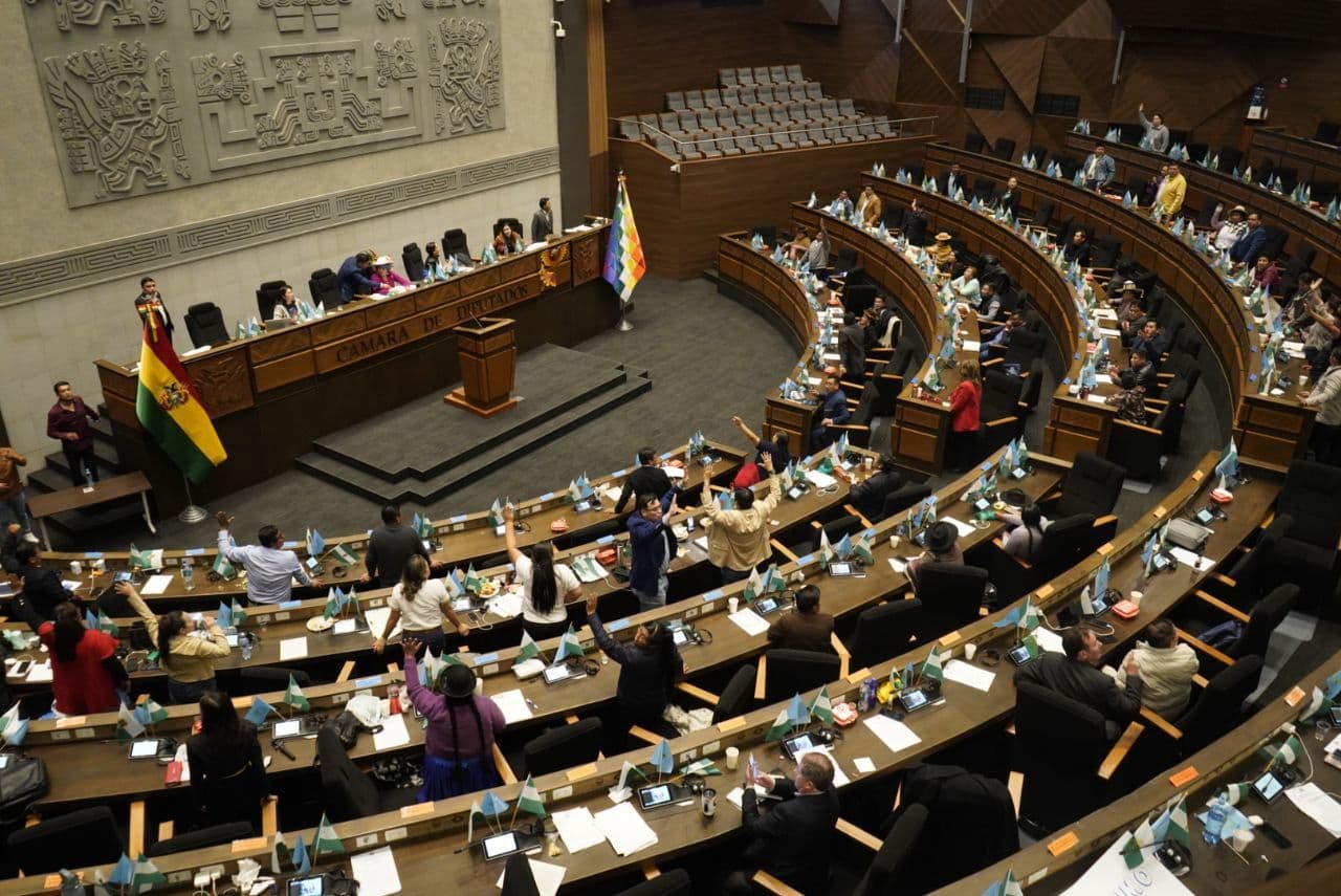 Fotografía de Legisladores impulsarán la institucionalización de autoridades en 14 entidades estatales