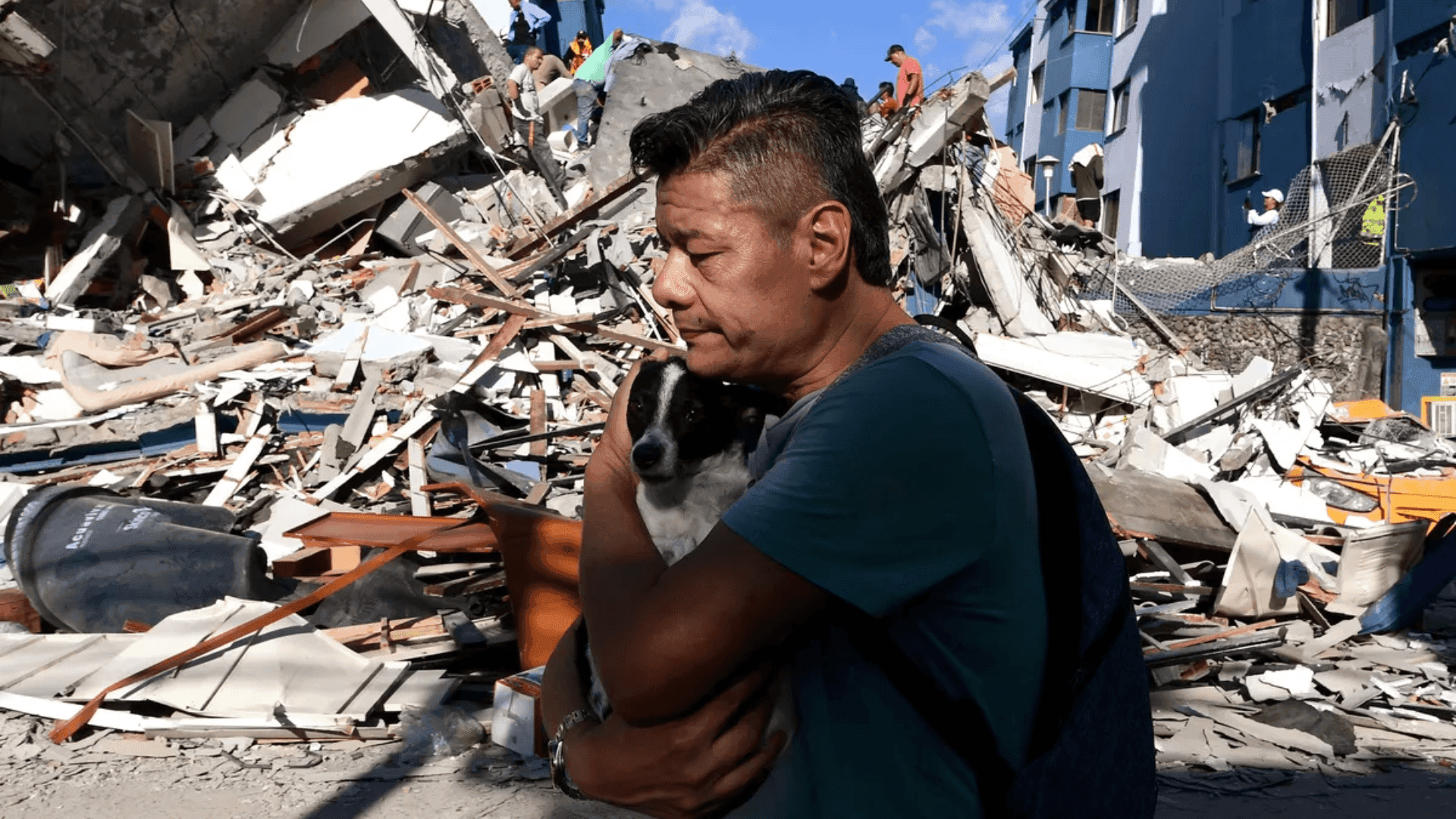 Fotografía de Terremoto en Colombia: ascienden a 234 los muertos y continúan las labores de rescate entre los escombros