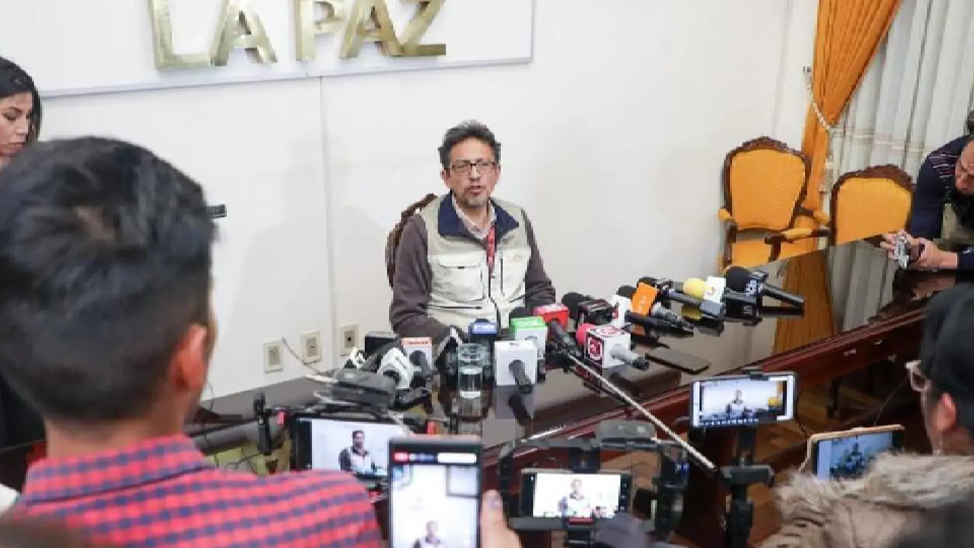 La nivelación temporal de tarifas alcanza a los vehículos que utilizan diésel. Mientras se realiza un estudio de costos, la Gobernación anunció controles para evitar cobros irregulares y sancionar incumplimientos.