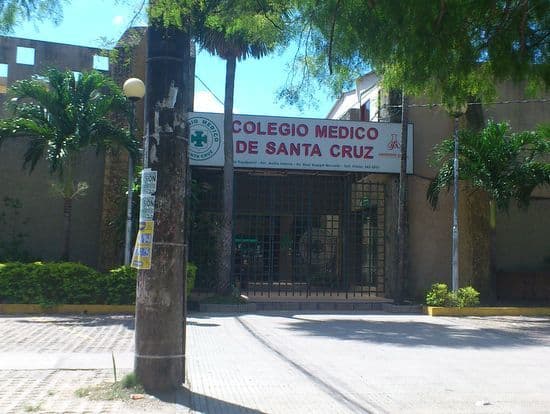 Fotografía de Colegio Médico ratifica paro indefinido pese al pago anunciado por la Gobernación: exigen el 100% de los salarios
