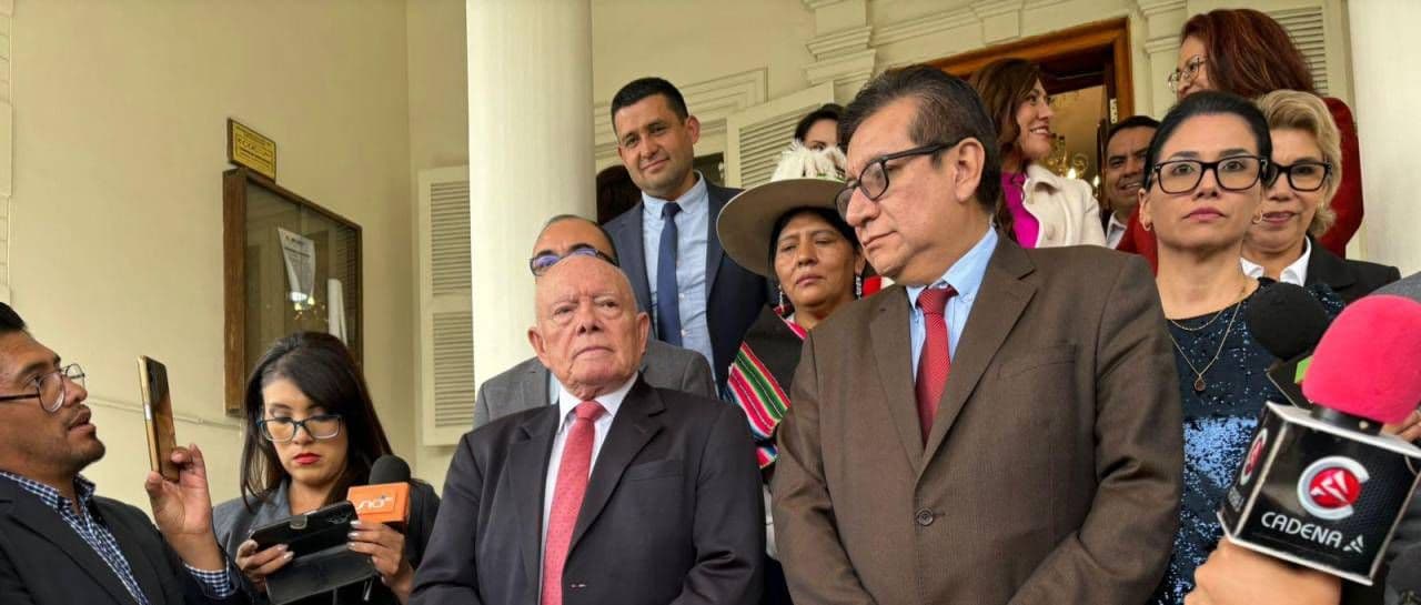 Fotografía de TSE y TCP firman acuerdo para garantizar las elecciones presidenciales