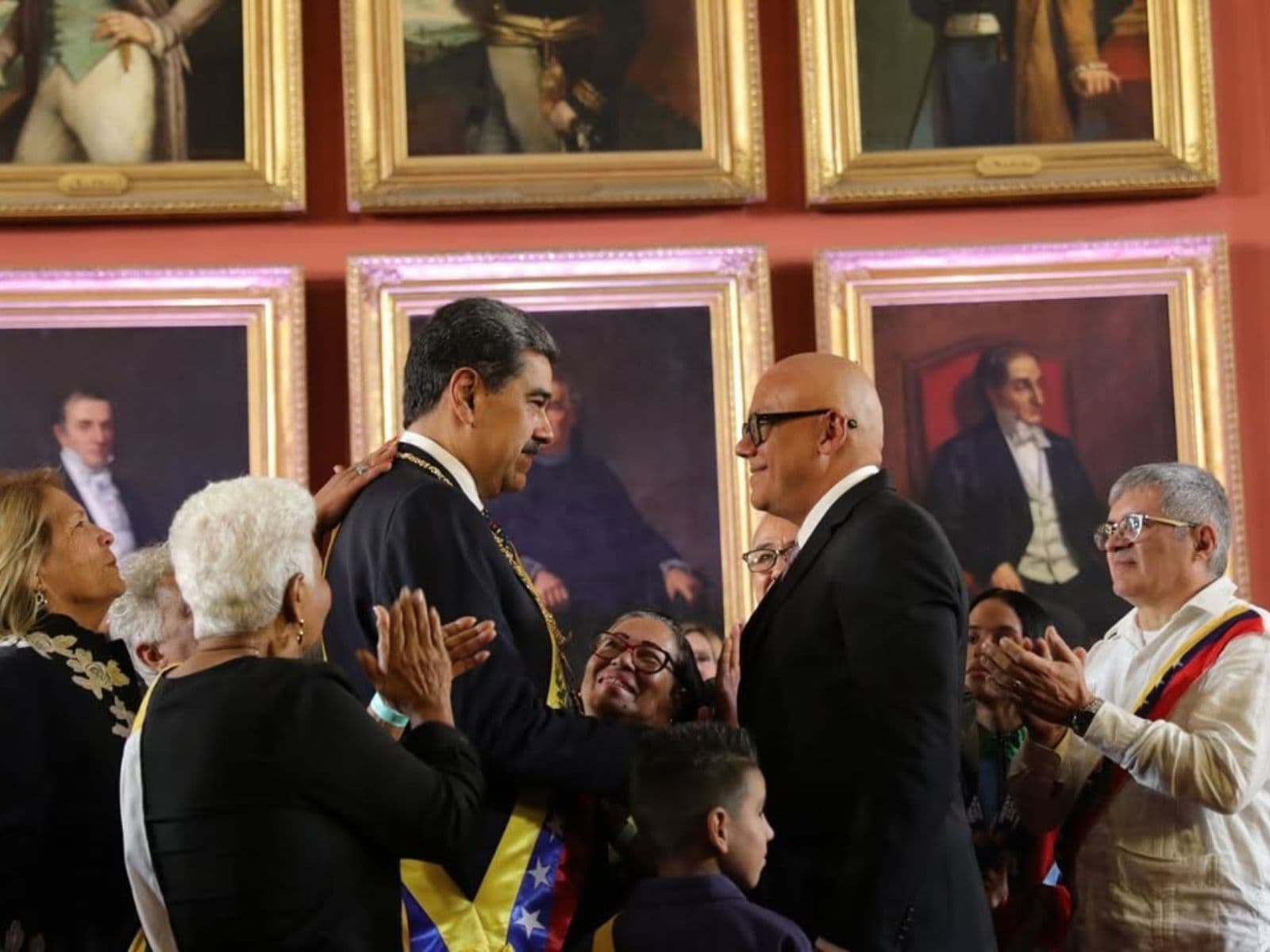 Fotografía de Maduro es posesionado como presidente de Venezuela por tercera vez