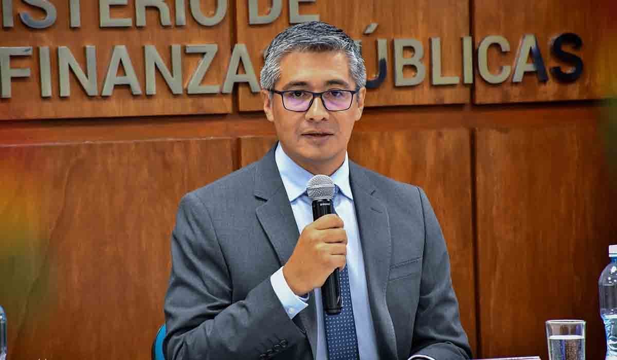 Fotografía de Asamblea censuró a José Gabriel Espinoza y puso en marcha su salida del Gobierno