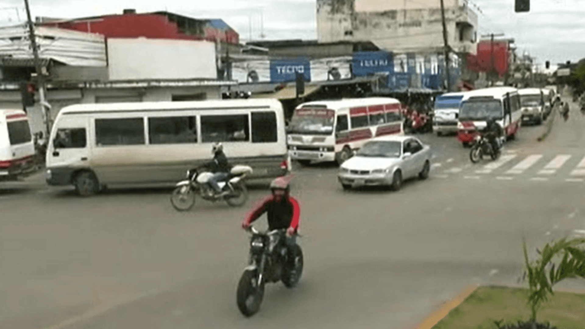 Fotografía de Transporte urbano anuncia paro y marcha contra el precio del diésel