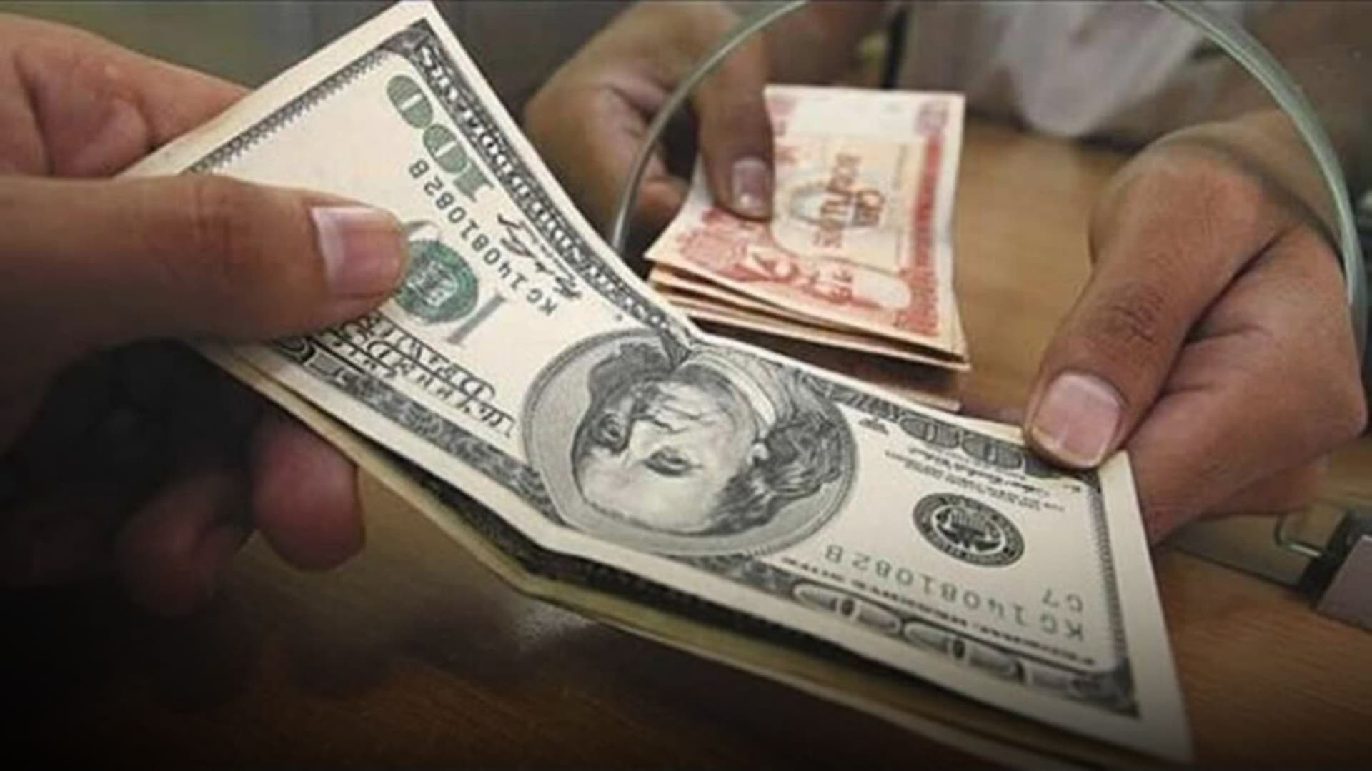 Fotografía de Dólar supera los Bs 11 y preocupa el impacto en la economía boliviana