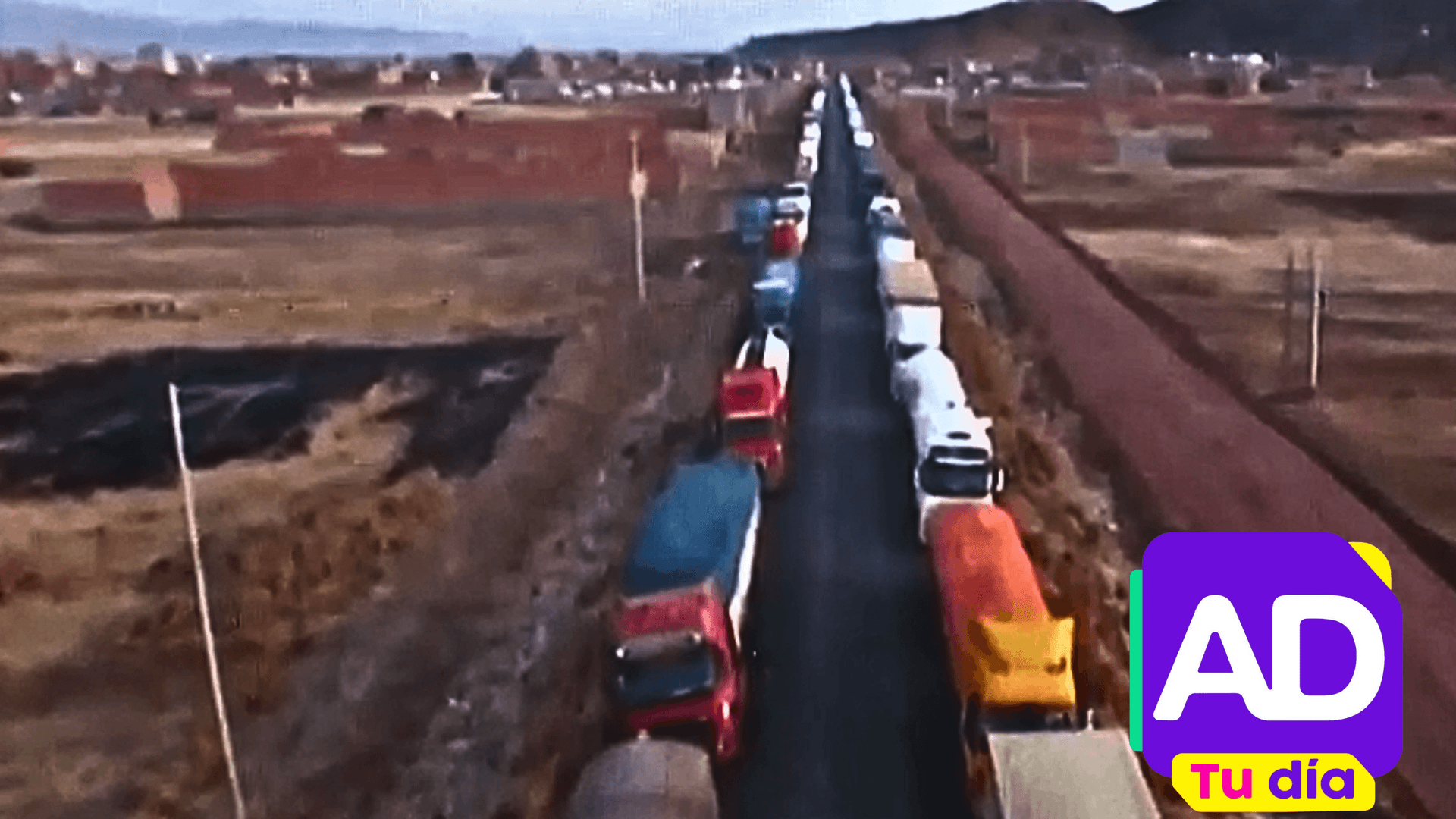 Fotografía de Frontera limitada complica al transporte pesado
